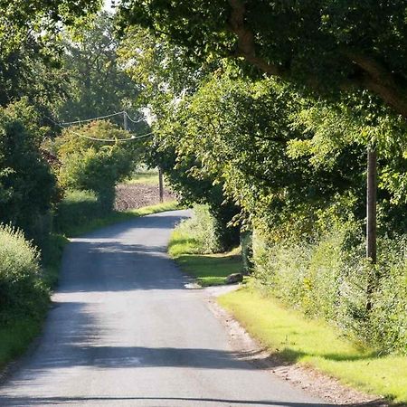 The Stables, Relax In 5 Star Style And Comfort With Lovely Walks All Around Maplestead Eksteriør bilde