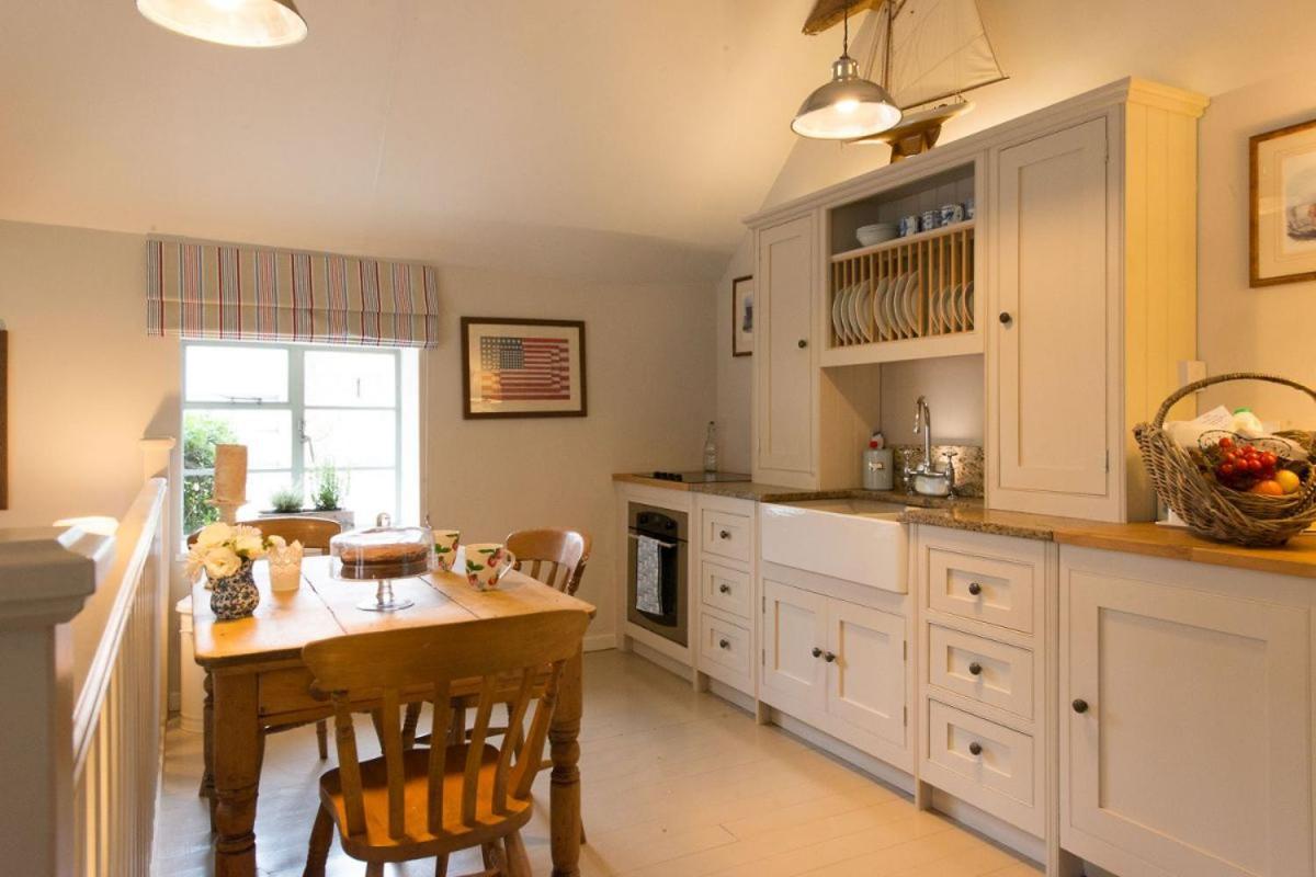 The Stables, Relax In 5 Star Style And Comfort With Lovely Walks All Around Maplestead Eksteriør bilde