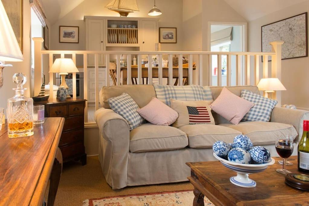 The Stables, Relax In 5 Star Style And Comfort With Lovely Walks All Around Maplestead Eksteriør bilde